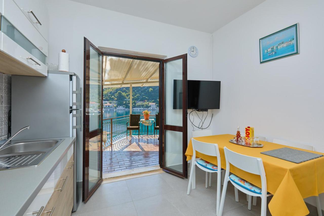 Boca - 3 Bedroom By The Sea Apartment